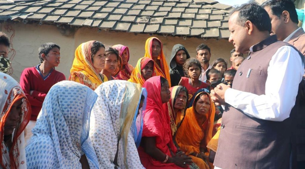 राहतमा मनलाग्दी : चट्याङले मृत्यु हुनेका परिवारलाई १ लाख, रक्सी खाएर मृत्यु हुनेका परिवारलाई तीन लाख