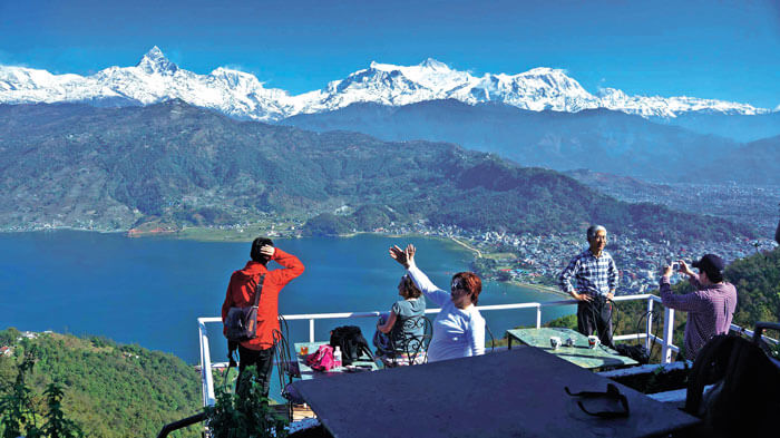पर्यटकले भरिभराउ भए पोखराका होटल