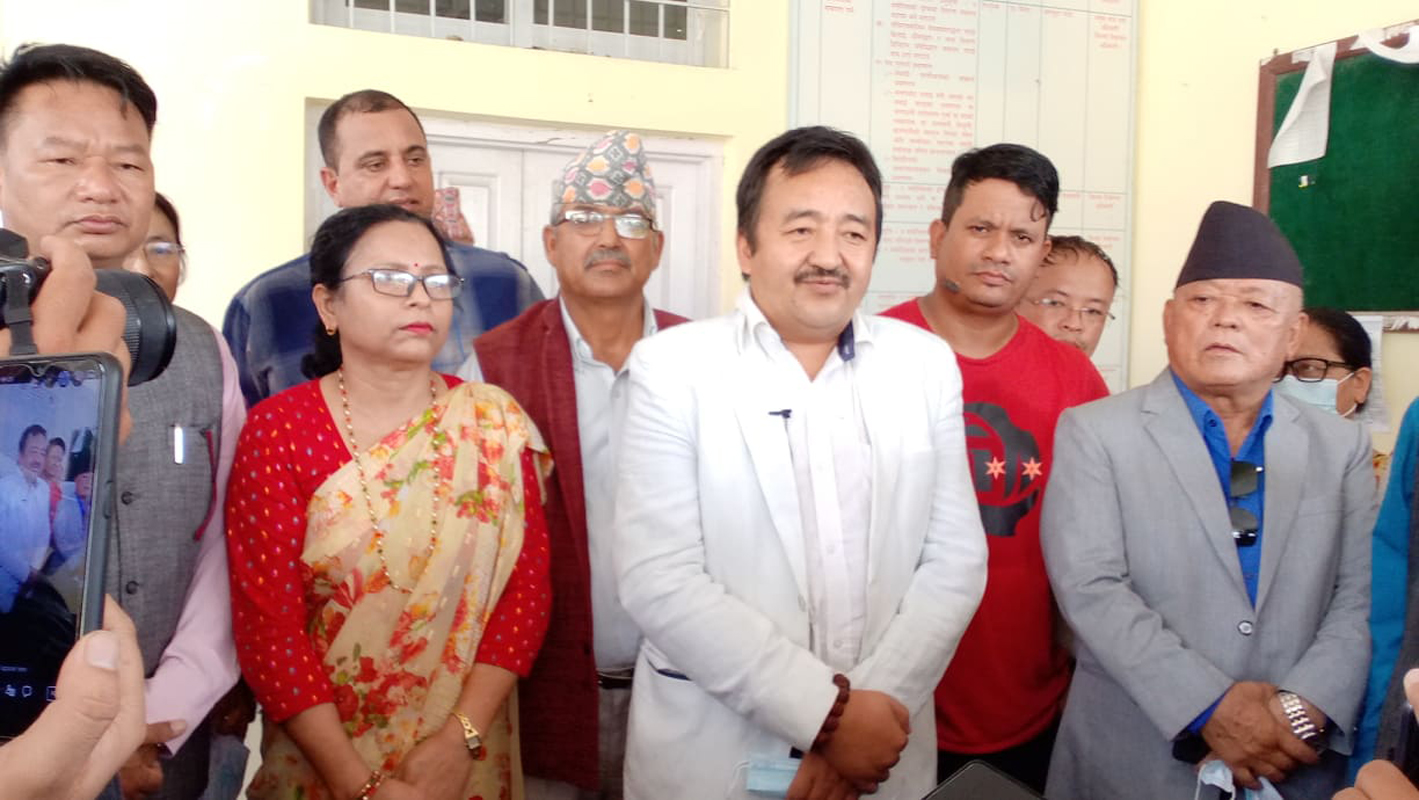 प्रदेश १ : एकीकृत समाजवादीमा सनाखत गरेका १० सांसदलाई निर्वाचन आयोगको मान्यता