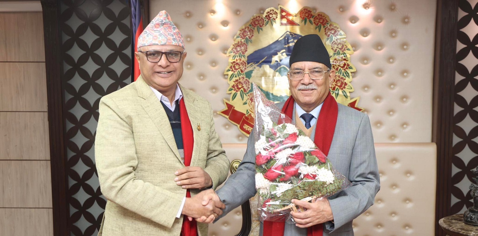 प्रधानमन्त्रीलाई भेट्न बालुवाटार पुगे प्रदेश १ मा मुख्यमन्त्री