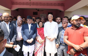 पूर्वमाओवादी नेता लेखराज निवासमा प्रधानमन्त्री प्रचण्ड [तस्बिरहरू]