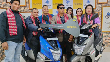रियलमीले बाँड्यो अचिभर रिटेल डिस्ट्रिब्युटरलाई स्कुटर