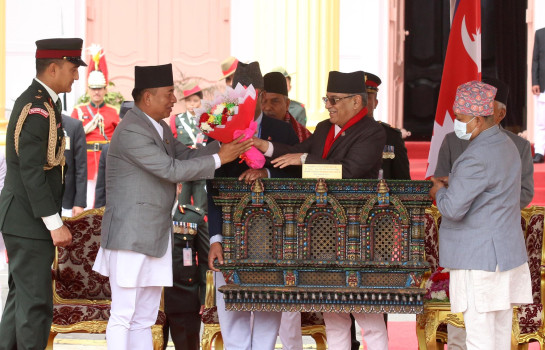 राष्ट्रपति निवासमा उपराष्ट्रपति यादवको शपथ [तस्बिरहरू]