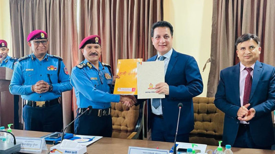 नेपाल प्रहरी विद्यालयका विद्यार्थीलाई सनराइज बैंकले ७० लाखको छात्रवृत्ति दिने