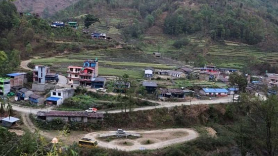 गाउँ फेरिएर बजार बनेको 'अक्षते'