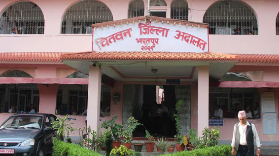 बलात्कार आरोपमा पक्राउ परेका शिक्षक पुर्पक्षका लागि कारागार चलान
