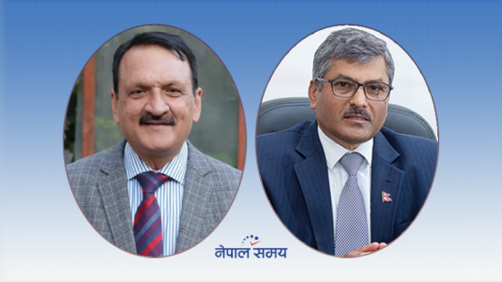 कार्यभार सम्हाल्नासाथ गभर्नरसँग अर्थमन्त्री महतको 'वान टु वान मिटिङ'