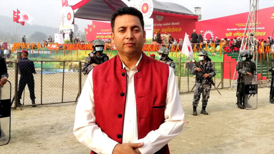 उपनिर्वाचनका लागि चितवन-२ मा एमालेले गर्‍यो उम्मेदवार सिफारिस