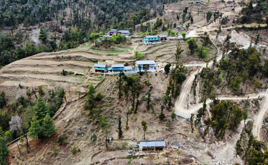 दुर्गम गाउँका बस्तीमा सडकले फेरियो जनजीवन