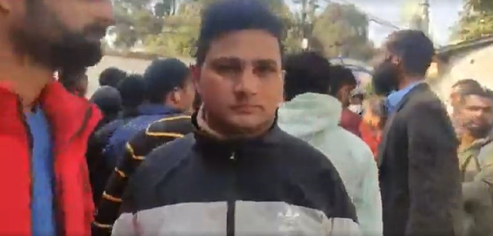 मिनभवनमा नेविसंघ दुई पक्षबीच ढुंगा हानाहान