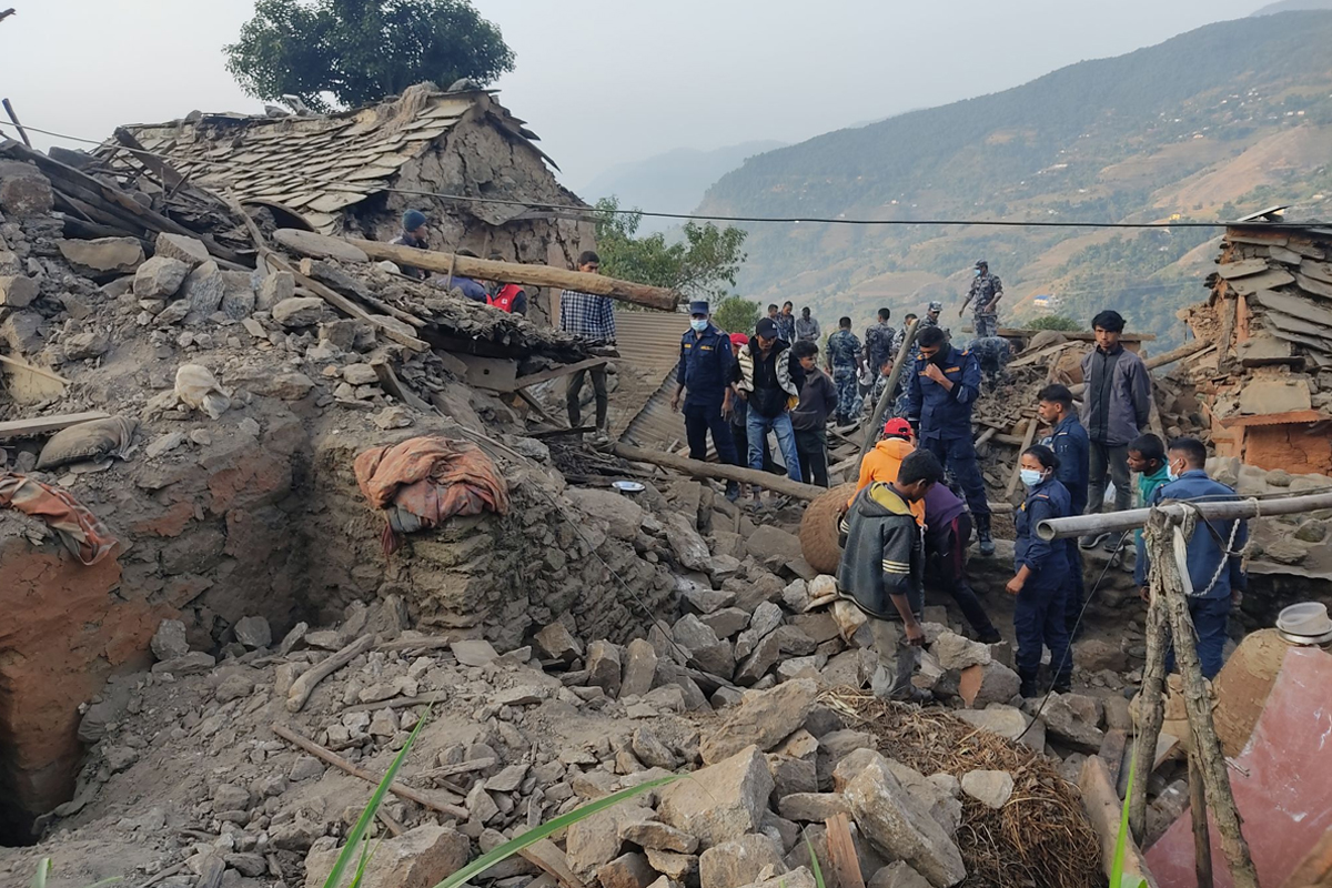 तीनै सुरक्षा निकाय खटिए भूकम्प प्रभावितको उद्धारमा