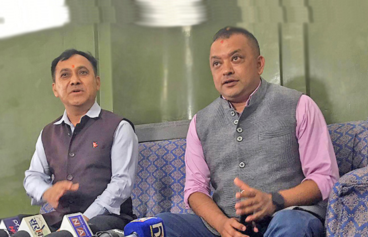 यसकारण संसद्‍मा आवश्यक छन् गगन र विश्वप्रकाश