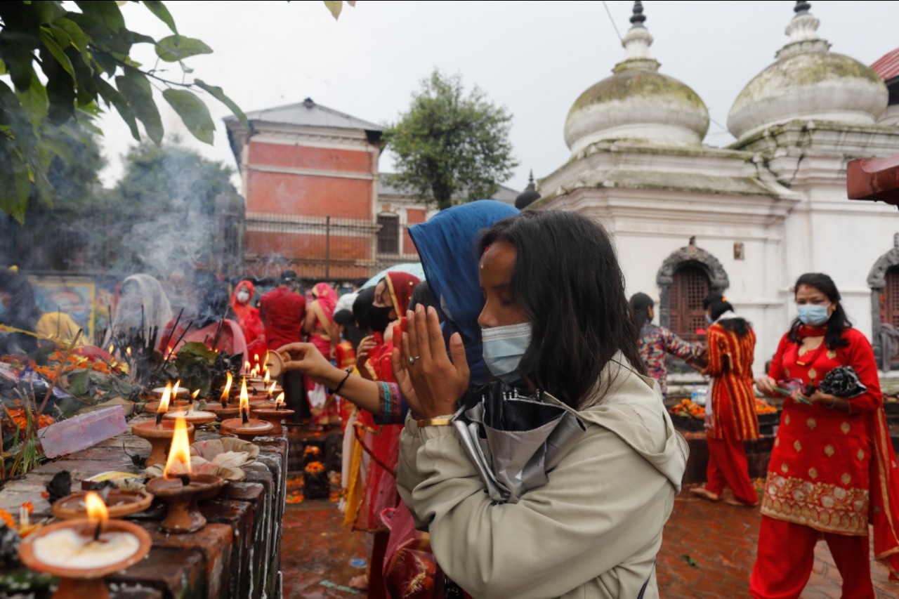 तीजमा बाहिरैबाट पशुपतिनाथको दर्शन [तस्बिरहरू]
