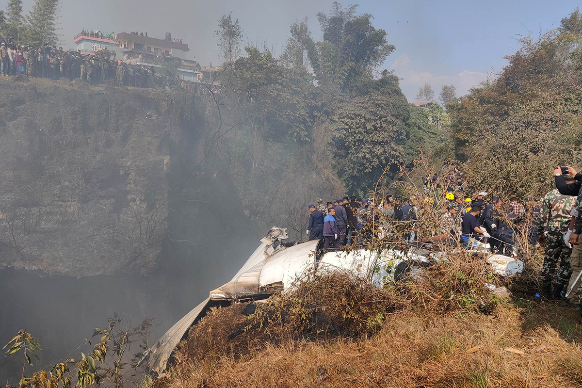 यती विमान दुर्घटना जाँच आयोगद्वारा जहाजका उपकरण र कागजात संकलन