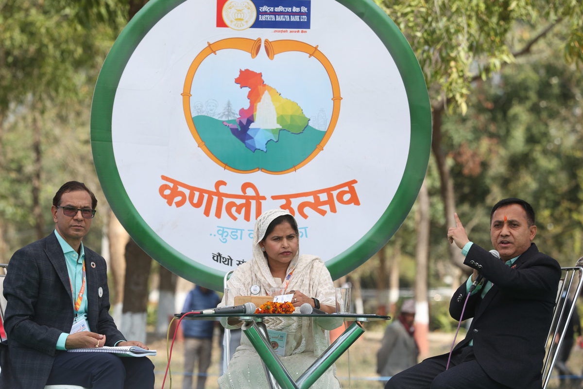 'केही व्यक्तिका कारण राजनीति बदनाम भएको छ'
