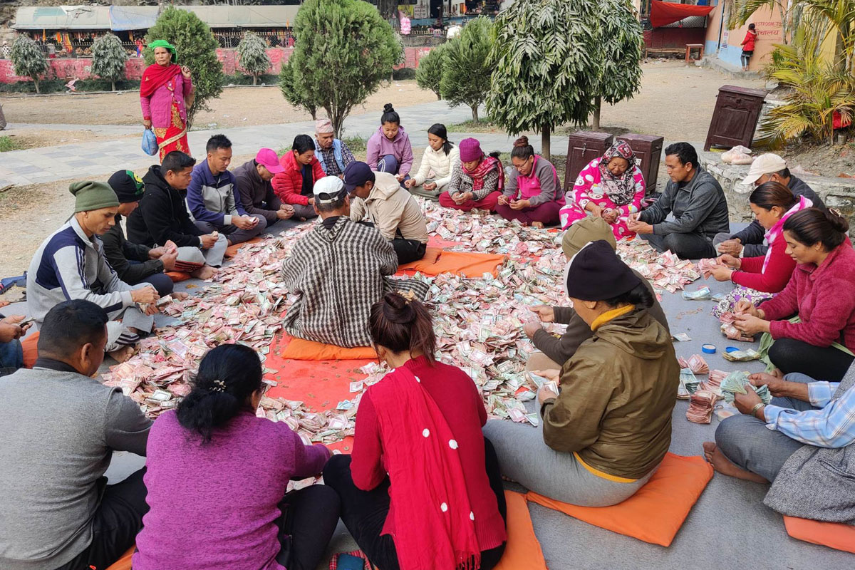भक्तजनले चढाएको भेटी गणना