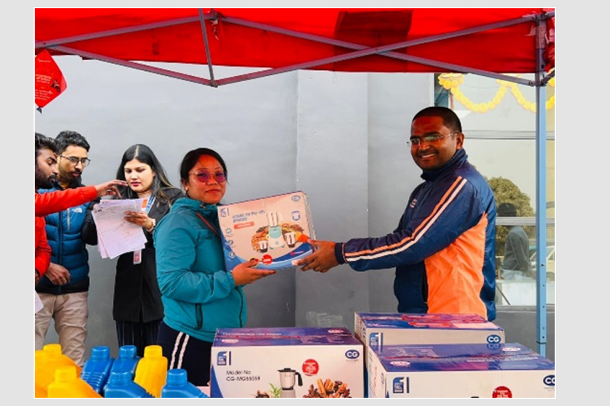 भेस्पा र अप्रिलिया स्कुटरको सर्भिस क्याम्पमा गल्फ लुब्रिकेन्टको सहभागिता