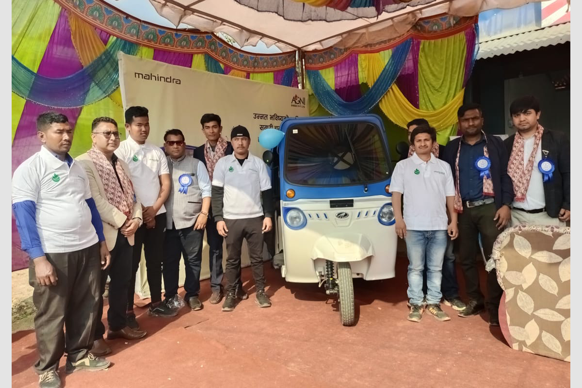 महिन्द्राको ट्रियो इलेक्ट्रिक अटो सिन्धुलीमा पनि उपलब्ध