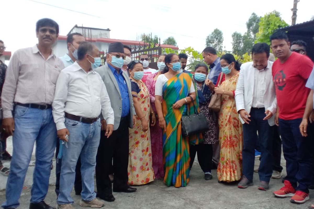 प्रदेश १ मा दल सनाखतका लागि ८ सांसद पुगे निर्वाचन आयोग