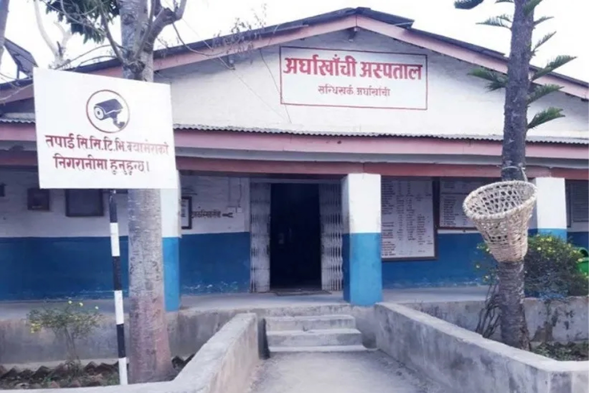 सबै रोगको उपचार हुने भएपछि अर्घाखाँची अस्पतालमा बिरामीको चाप बढ्यो