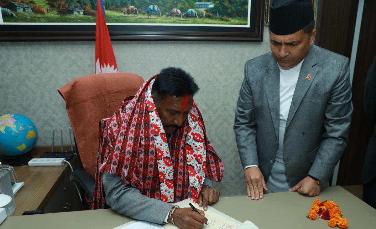मन्त्रालयलाई प्रतिष्ठित बनाउँछु : नवनियुक्त मन्त्री भण्डारी