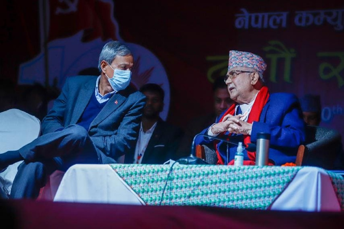 भीम-ओली टकरावको असर: अछामका दुवै क्षेत्रमा एमाले ३ हजार मतले पछाडि