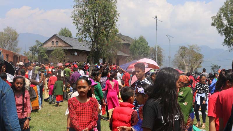 तीन दशकपछि बाटुलेचौरमा चैतेदसैं मेला