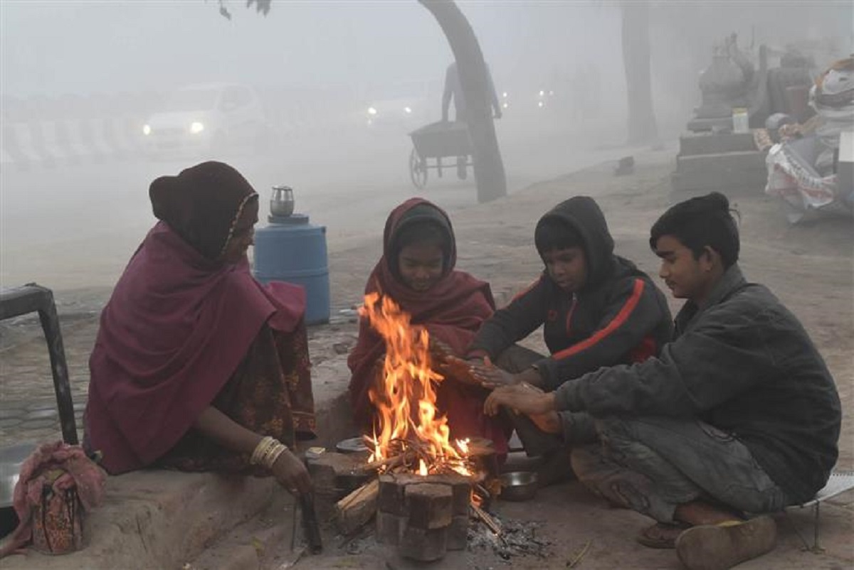 आगो तापेरै रात कटाउँछन् चेपाङ समुदाय