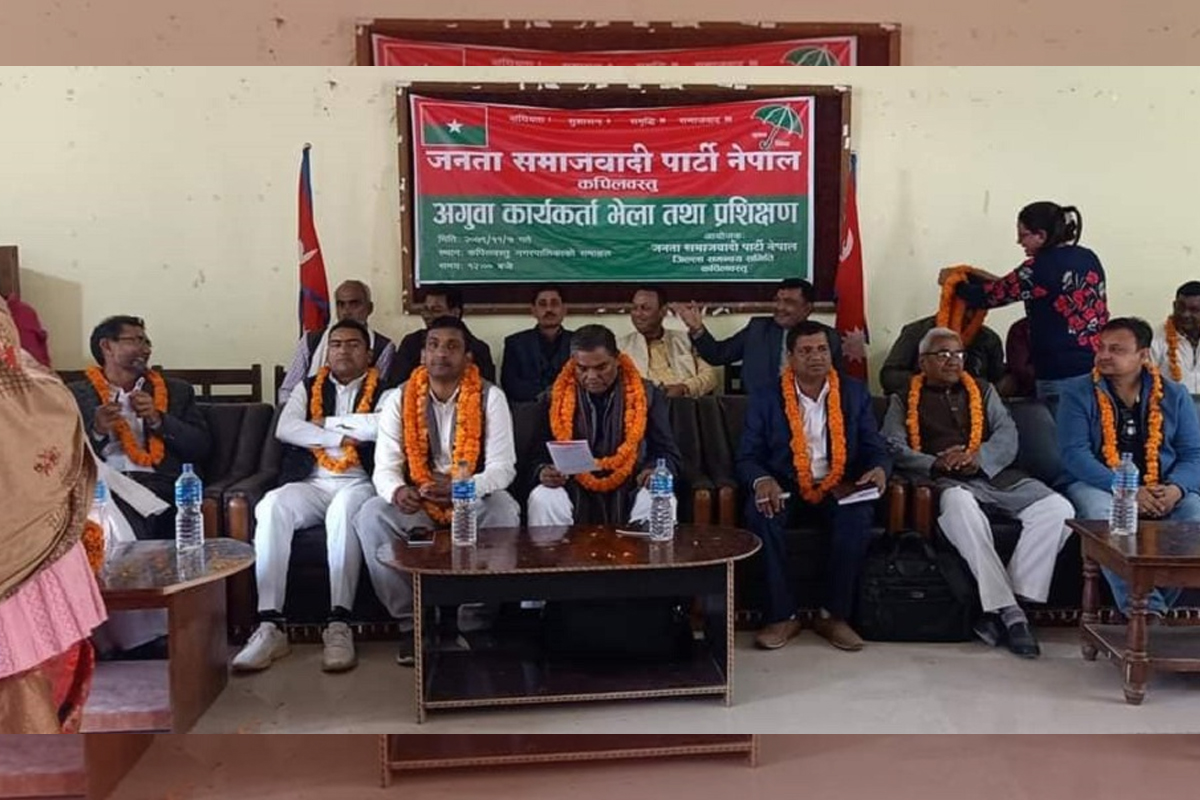 'प्रचण्ड सरकारको आयु राष्ट्रपति निर्वाचनसम्म'