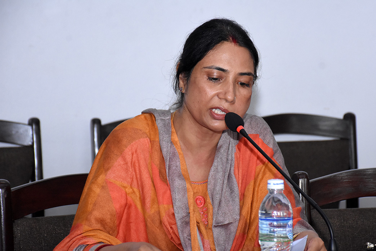 धनुषा ३ मा एमालेकी जुलीकुमारी महतोलाई सुरुवाती अग्रता