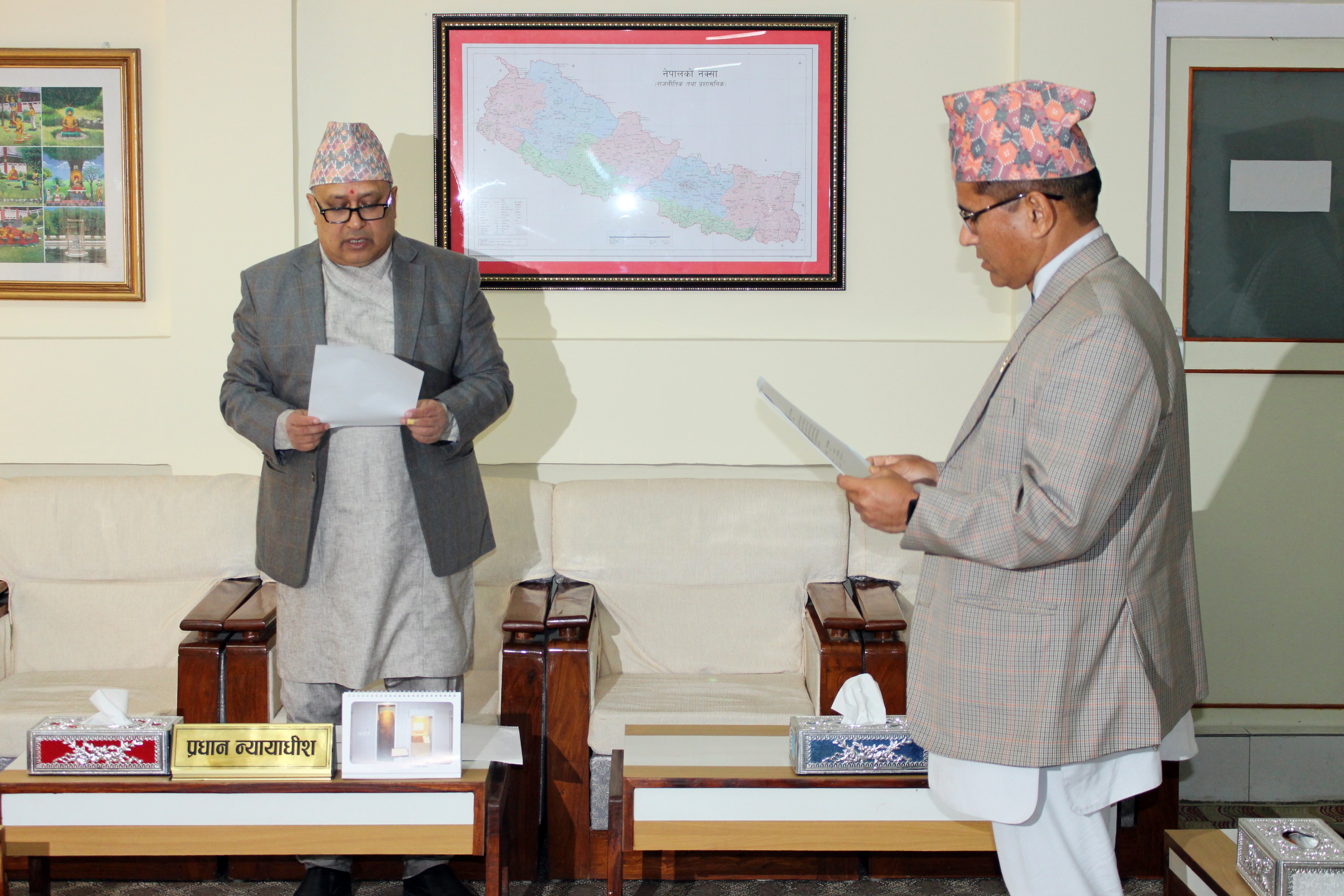 राष्ट्र बैंक सञ्चालक समिति सदस्यको हैसियतमा अर्थसचिव रायले लिए सपथ