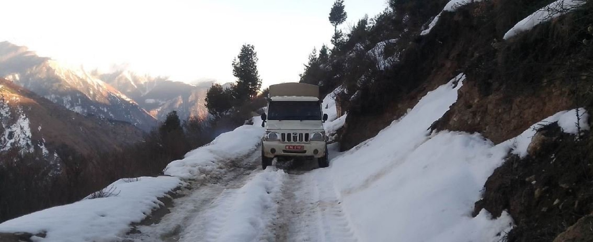 हिल्सामा हिमपातकाबीच सीमा सुरक्षा गस्ती