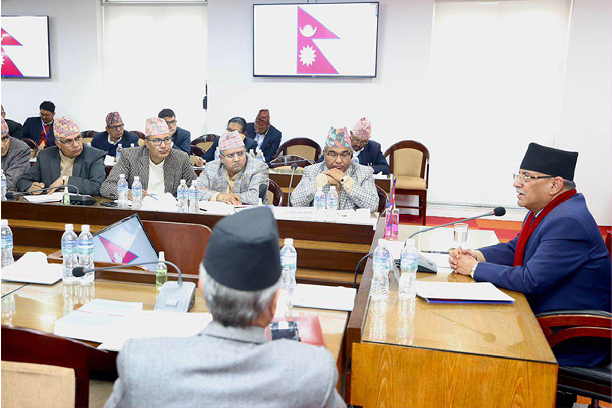 सिंहदरबारबाटै शासनको नेतृत्व गर्छु : प्रधानमन्त्री दाहाल