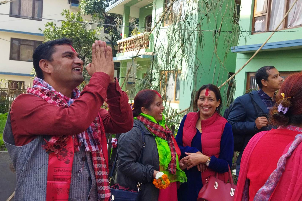 प्रदीपले मत मागे, मतदाताले विश्वास