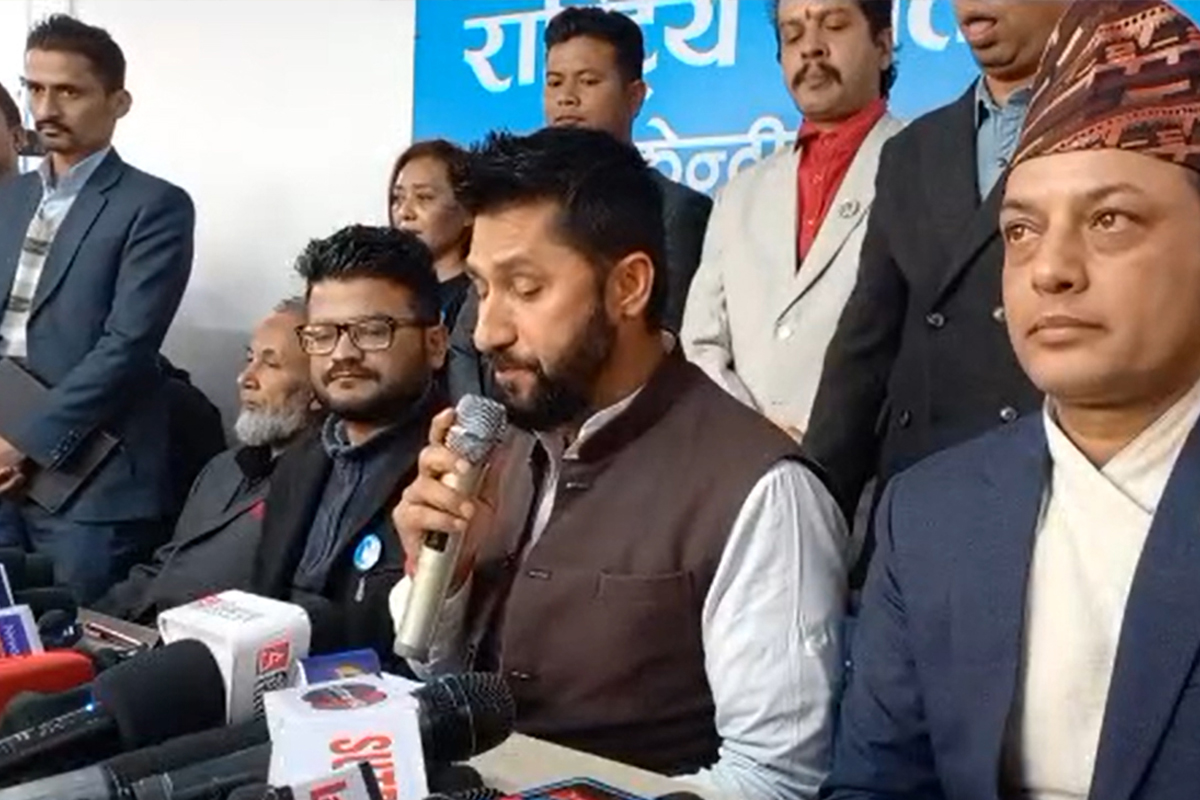 मलाई गाली गर्ने अधिकांशको चारपटक यूएस भिसा रिजेक्ट भएको छ: रवि