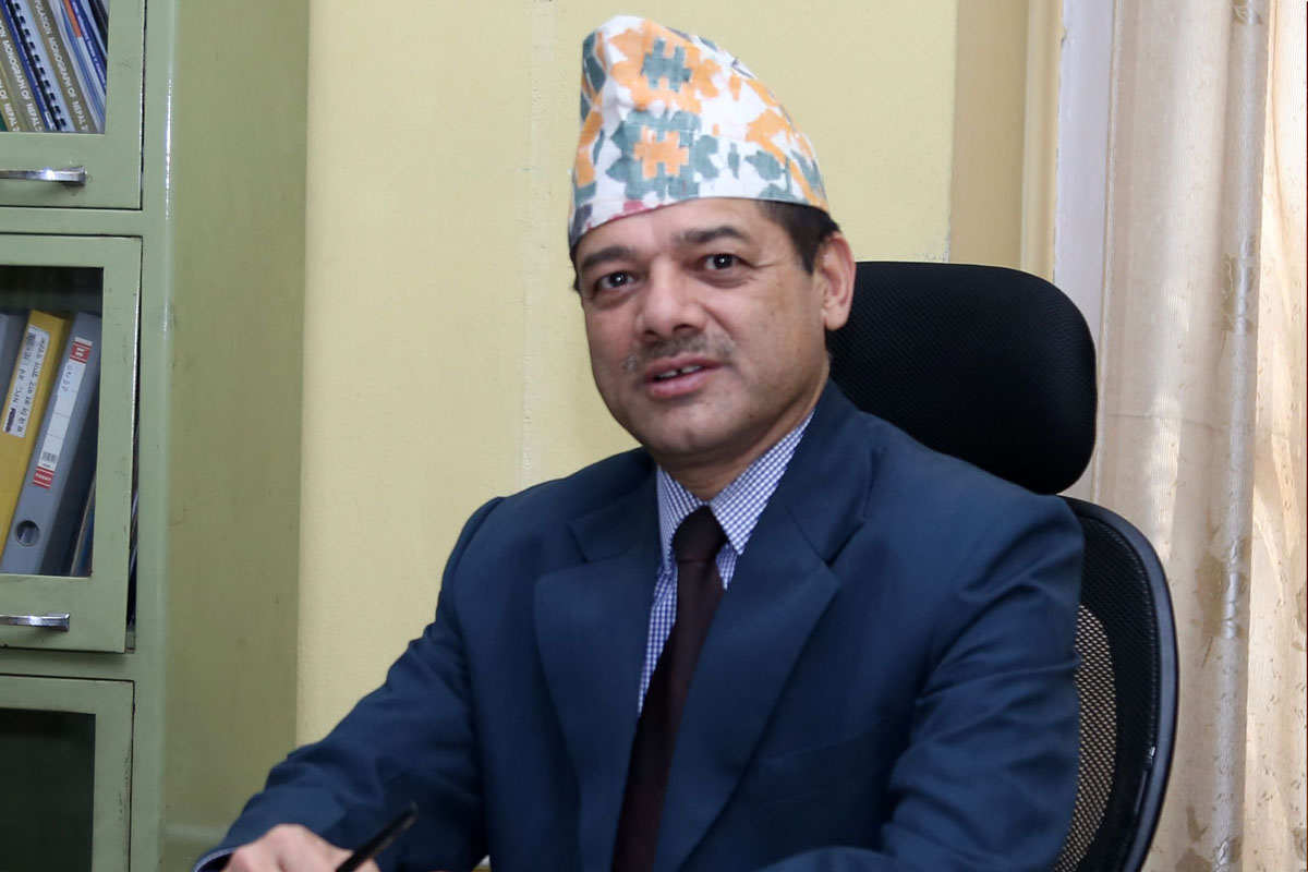 आयोगले भन्यो- १२:४५ सम्म ३२ प्रतिशत मतदान भयो