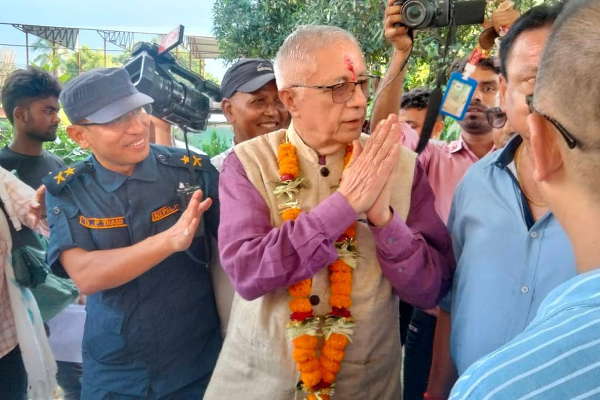 मोरङ ६ मा एमालेका लालबाबुलाई हराउँदै कांग्रेसका शेखर कोइराला विजयी