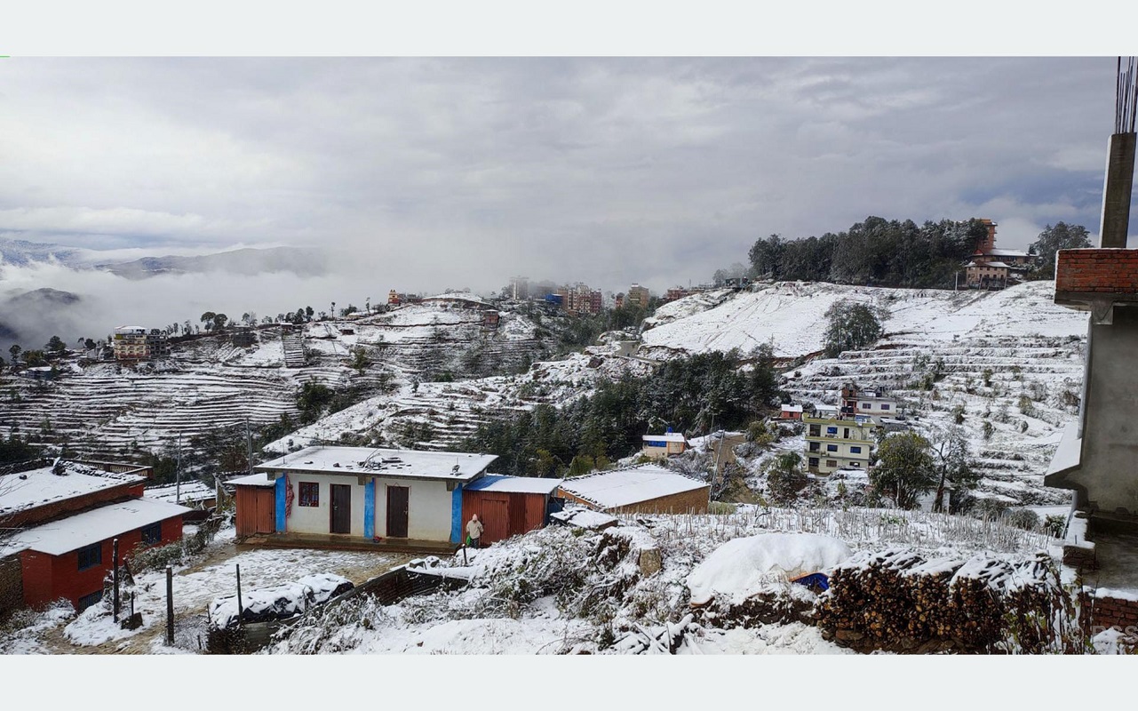 घुन्सामा अझै हिउँ परेन