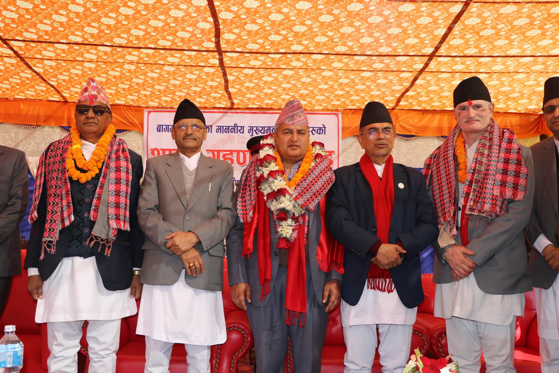 बागमतीका मुख्यमन्त्री जमकट्टेलले लिए सपथ, राप्रपाको सरकारमा इन्ट्री