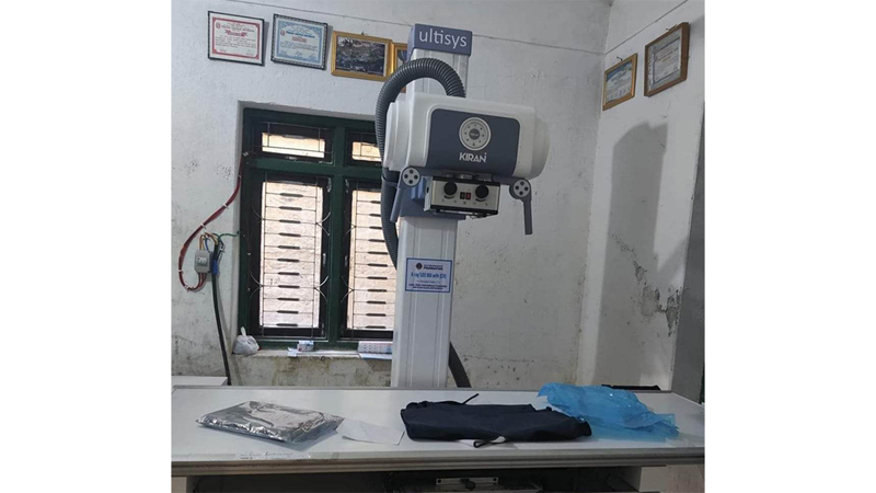 दरवाङ स्वास्थ्य केन्द्रको एक्सरे मेसिन दुई महिनादेखि अलपत्र