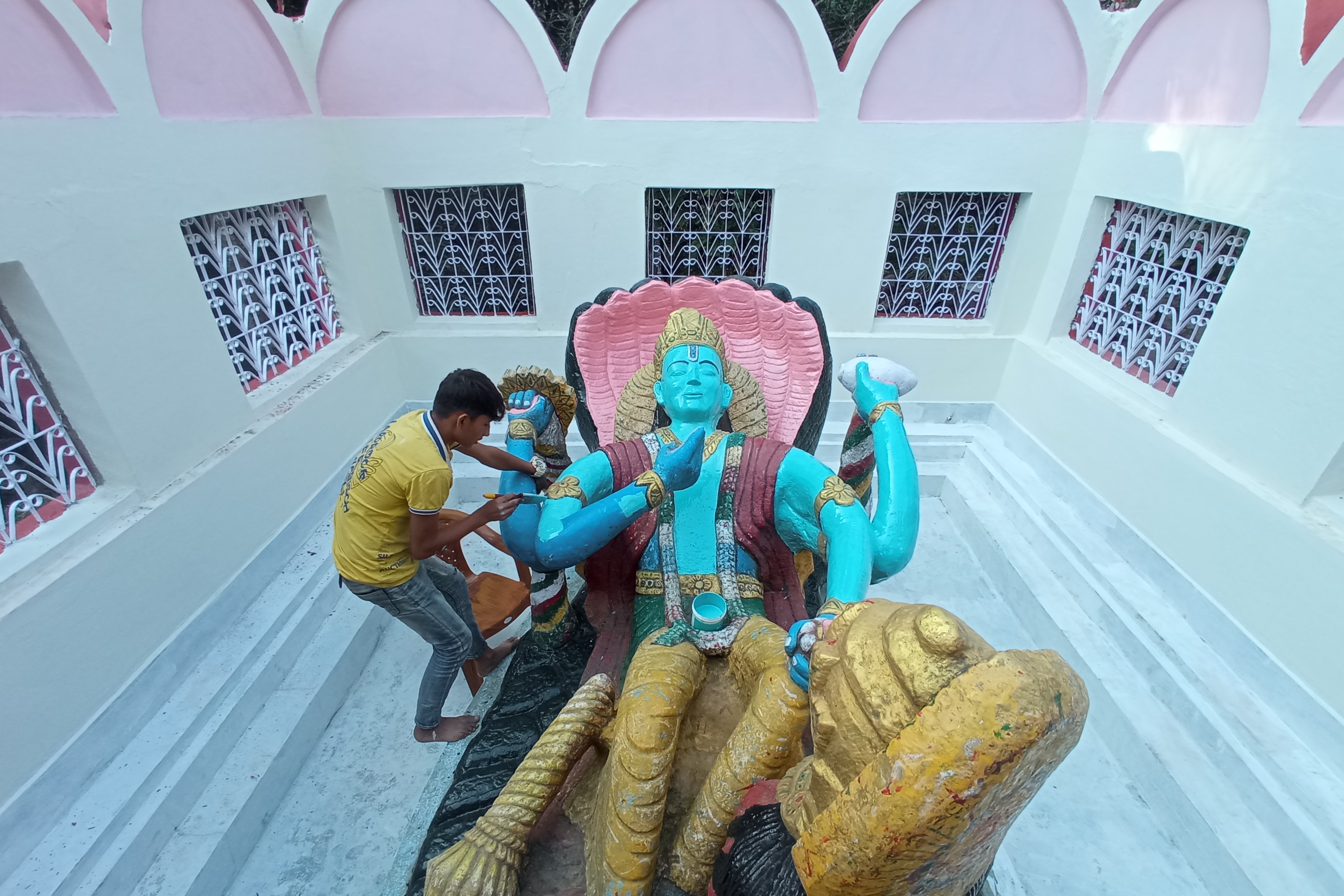 साताका सात तस्बिर